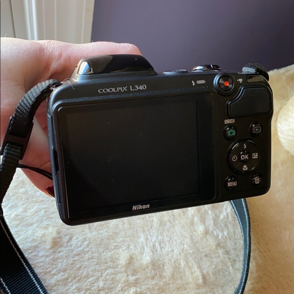 Nikon coolpix L340 - Picture 2 of 4